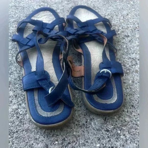 b.o.c. Sandals Women 10M Blue Faux Leather Strappy Adjustable Slingback Open Toe - Picture 3 of 5
